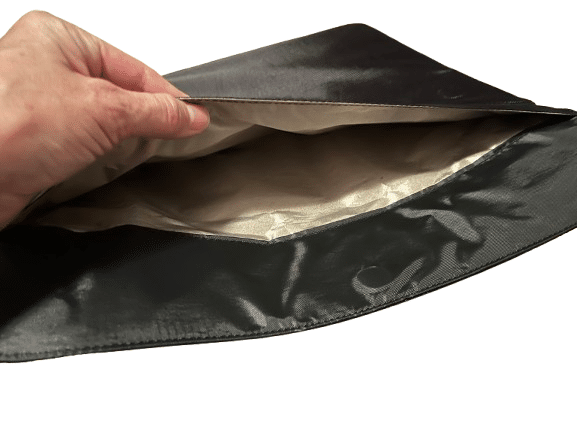 Military-Grade EMF Protection Faraday Laptop Bag Military-Grade EMF Protection Faraday Laptop Bag