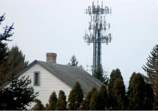 How Many 5G Cell Towers Are There? Cell Tower Dangers | EMF Protection | Microwave Radiation | 5G | 6G | Large Cell Mast.